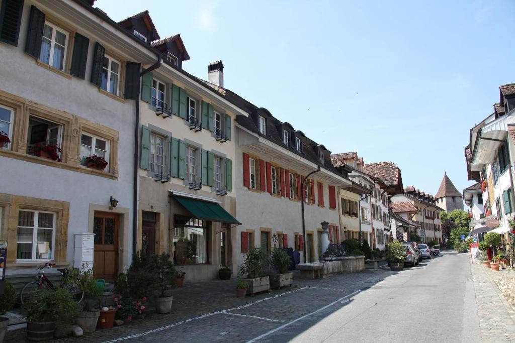 The Old Town Flat Apartman Murten Szoba fotó